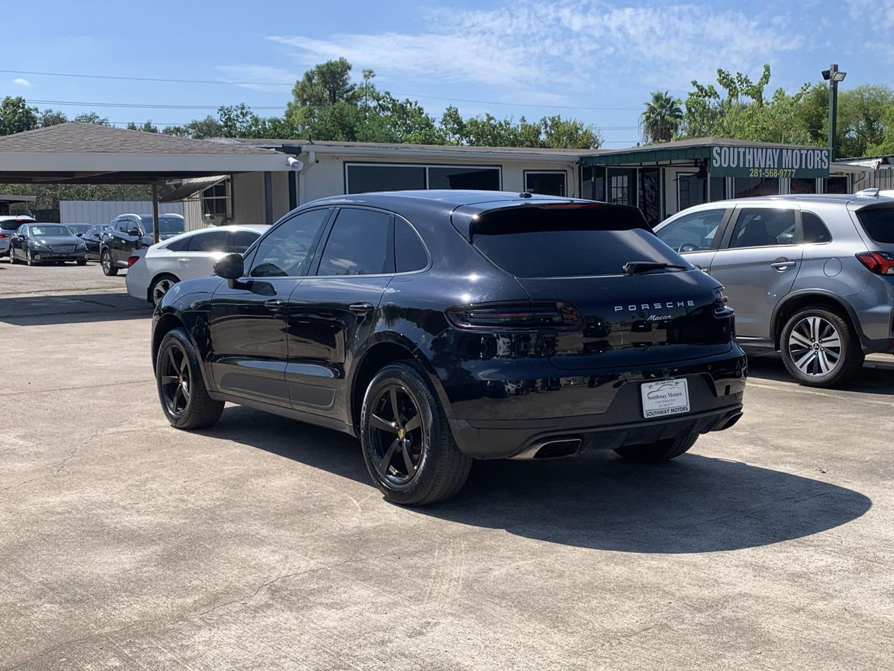 Porsche Macan GTS 2017