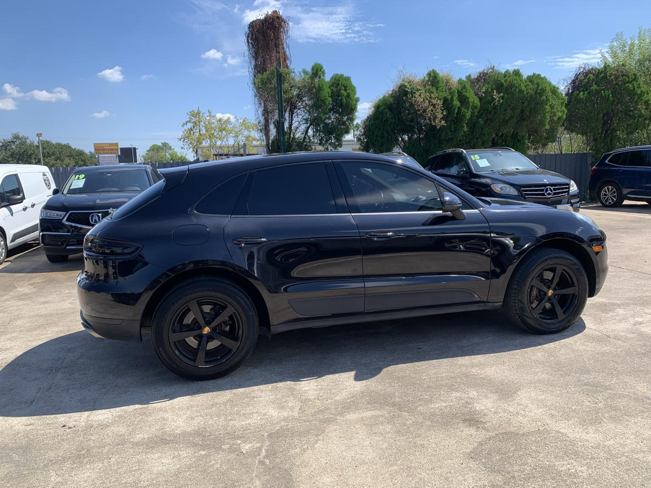 Porsche Macan GTS 2017