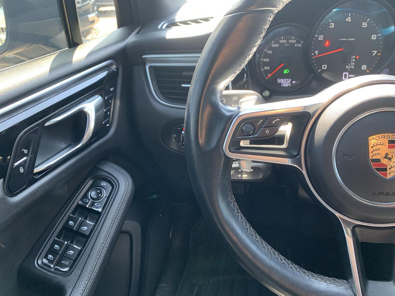 Porsche Macan GTS 2017