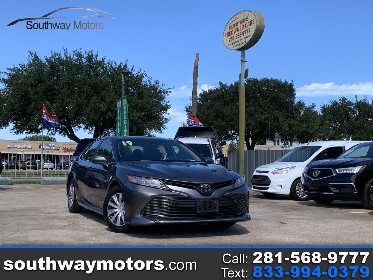 Toyota Camry LE 2019