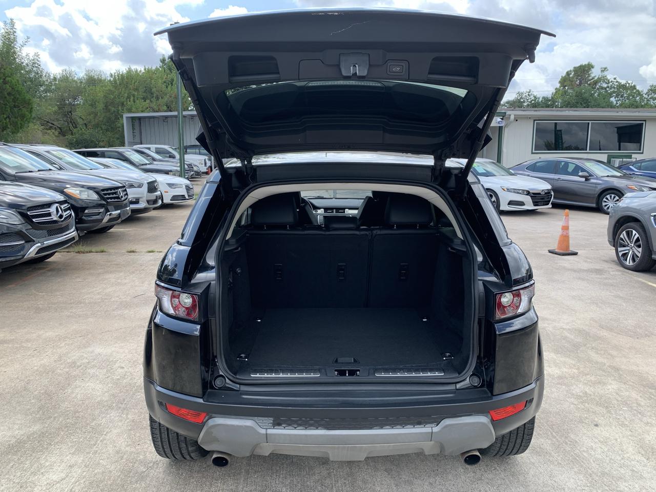 Land Rover Range Rover Evoque Pure Plus 5-Door 2015
