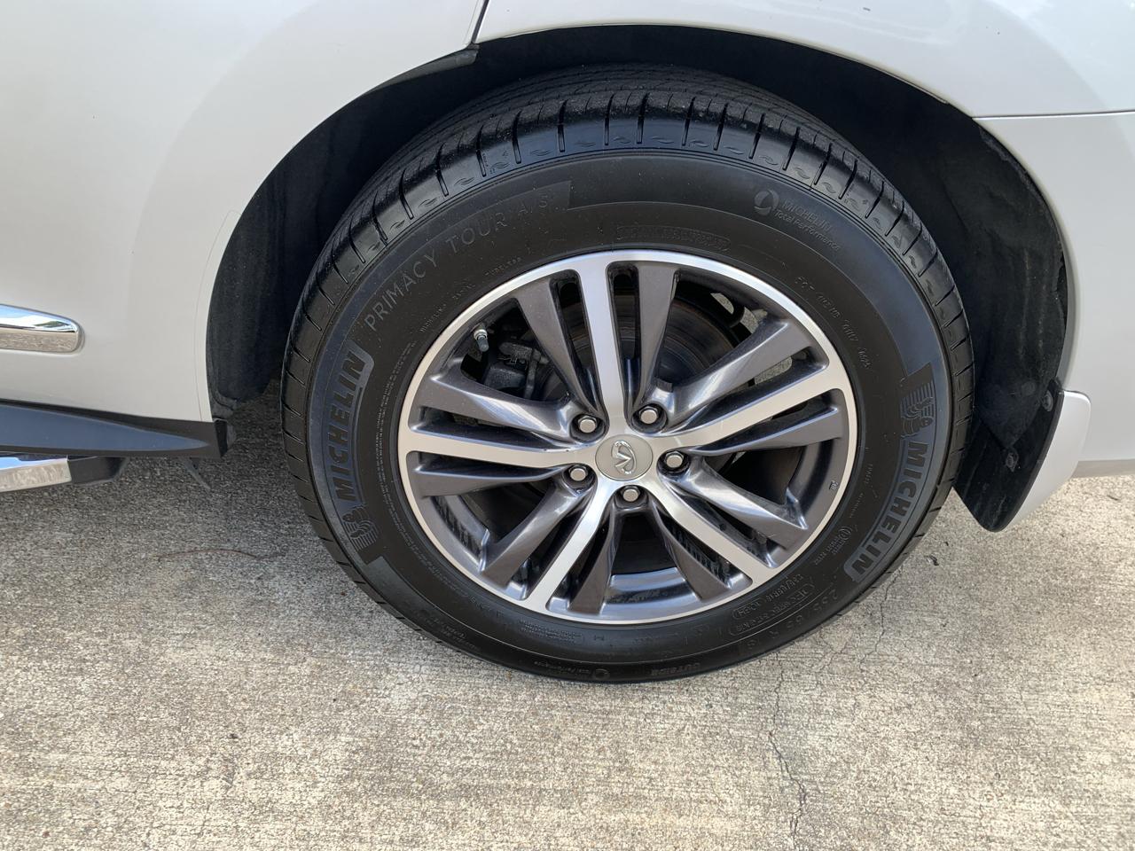 Infiniti QX60 Base FWD 2017