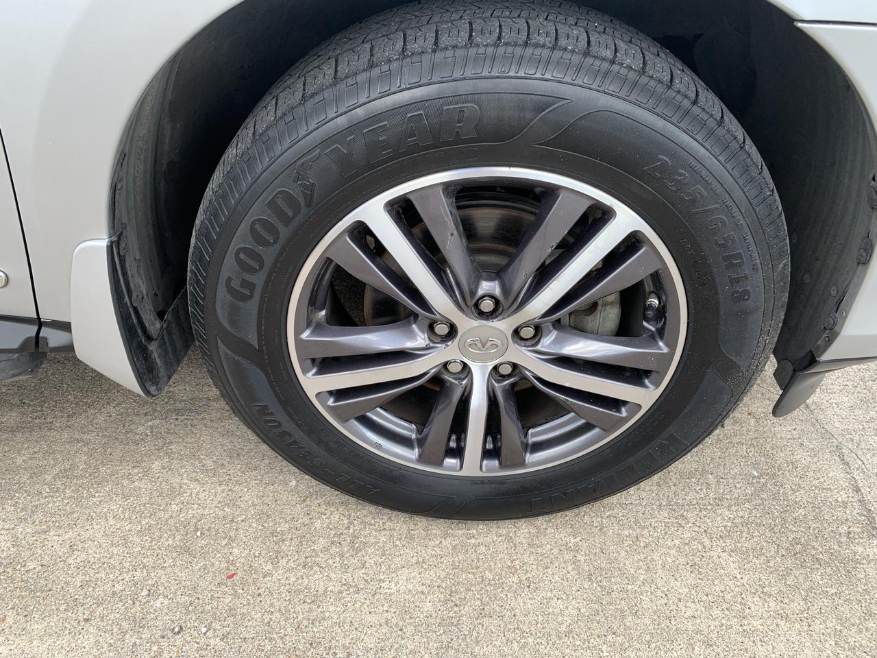 Infiniti QX60 Base FWD 2017