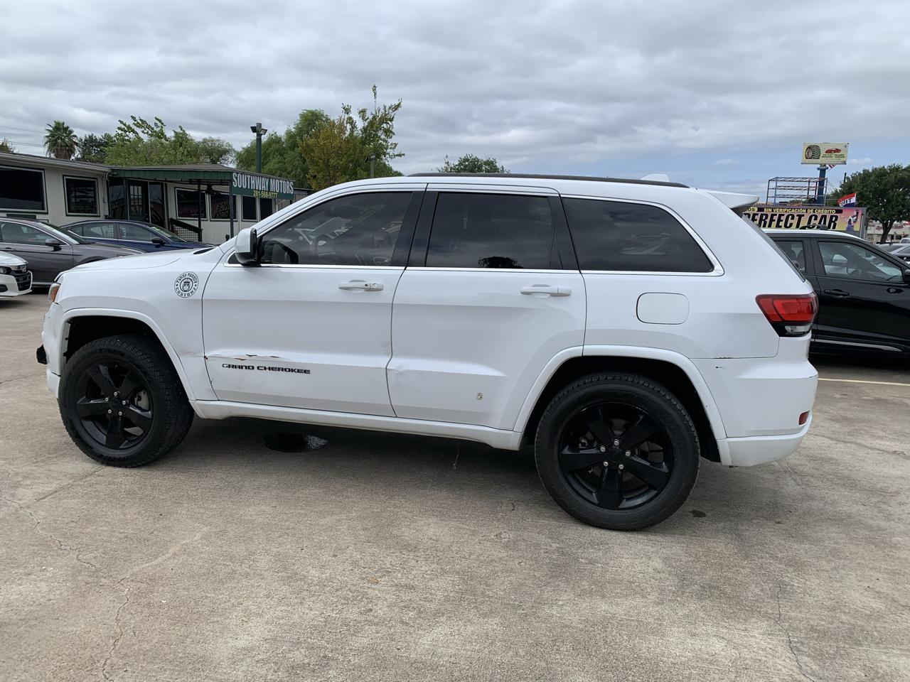 Jeep Grand Cherokee Laredo 4WD 2015