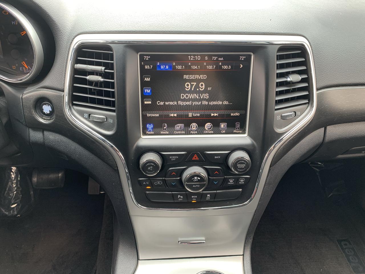 Jeep Grand Cherokee Laredo 4WD 2015