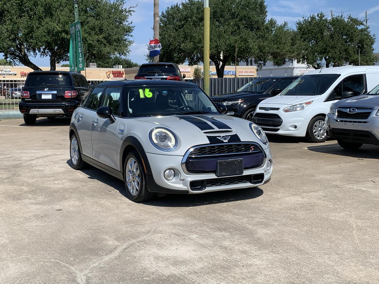 MINI Cooper S 4-Door 2016