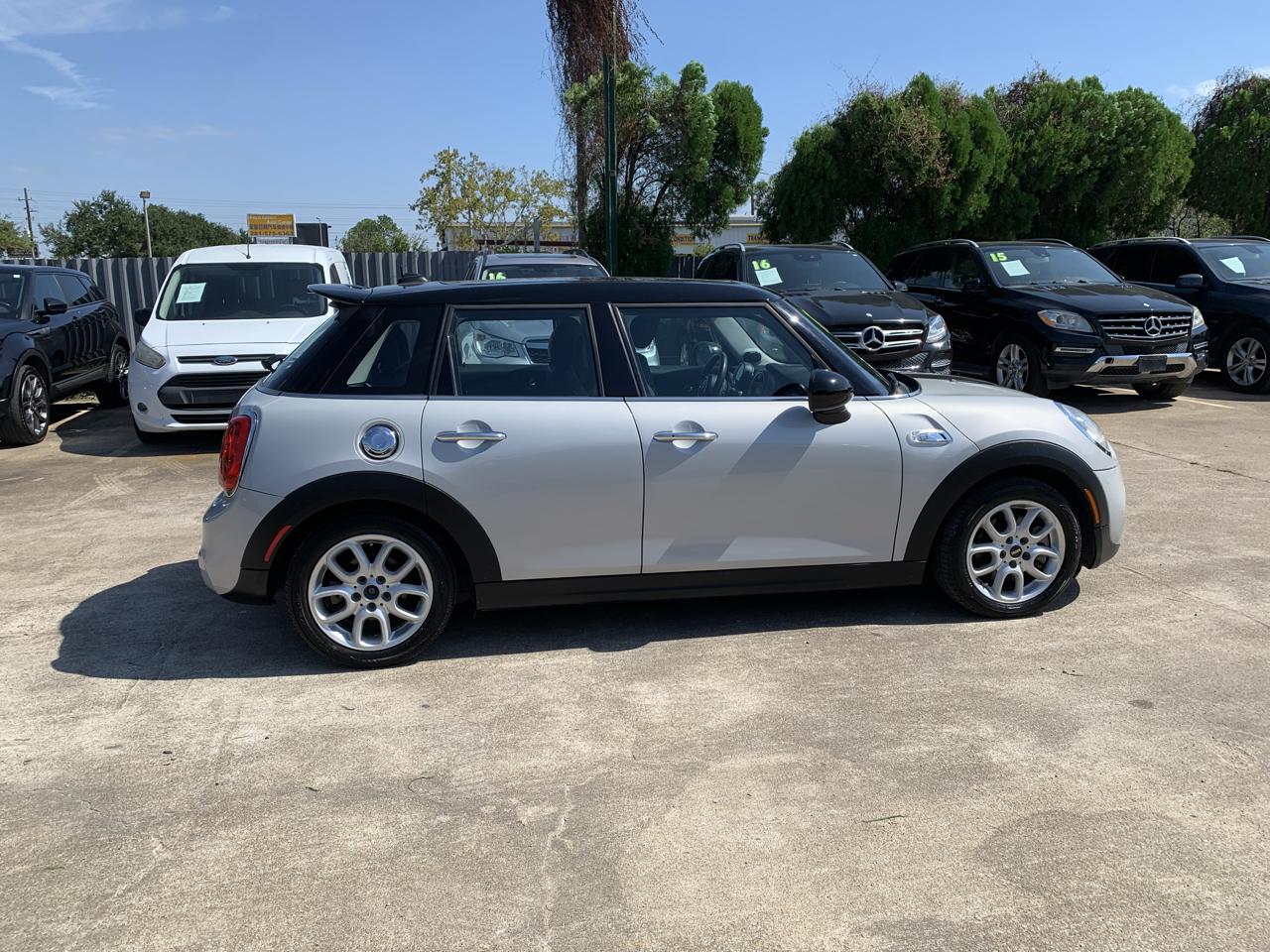 MINI Cooper S 4-Door 2016