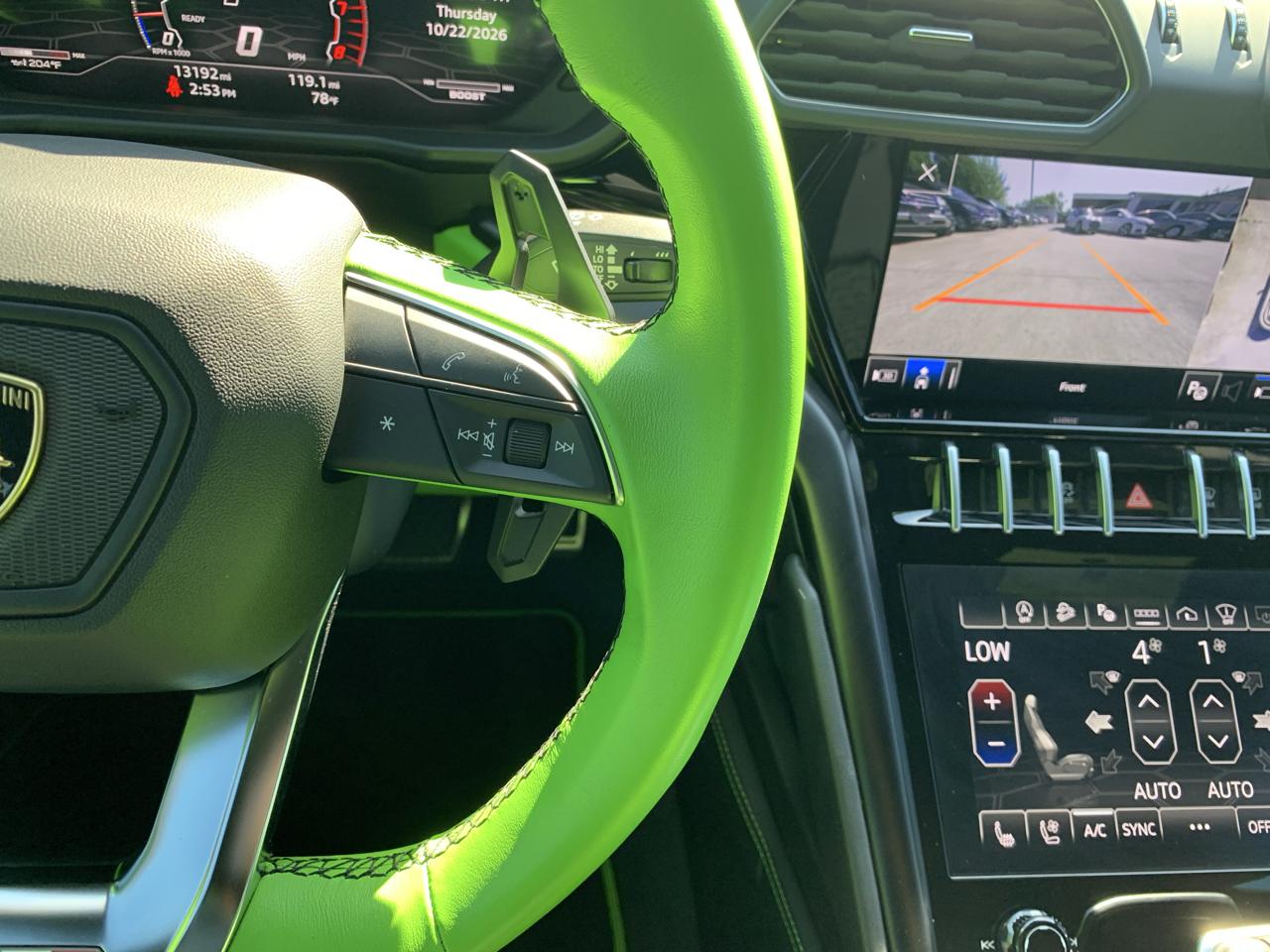 Lamborghini Urus Base 2022