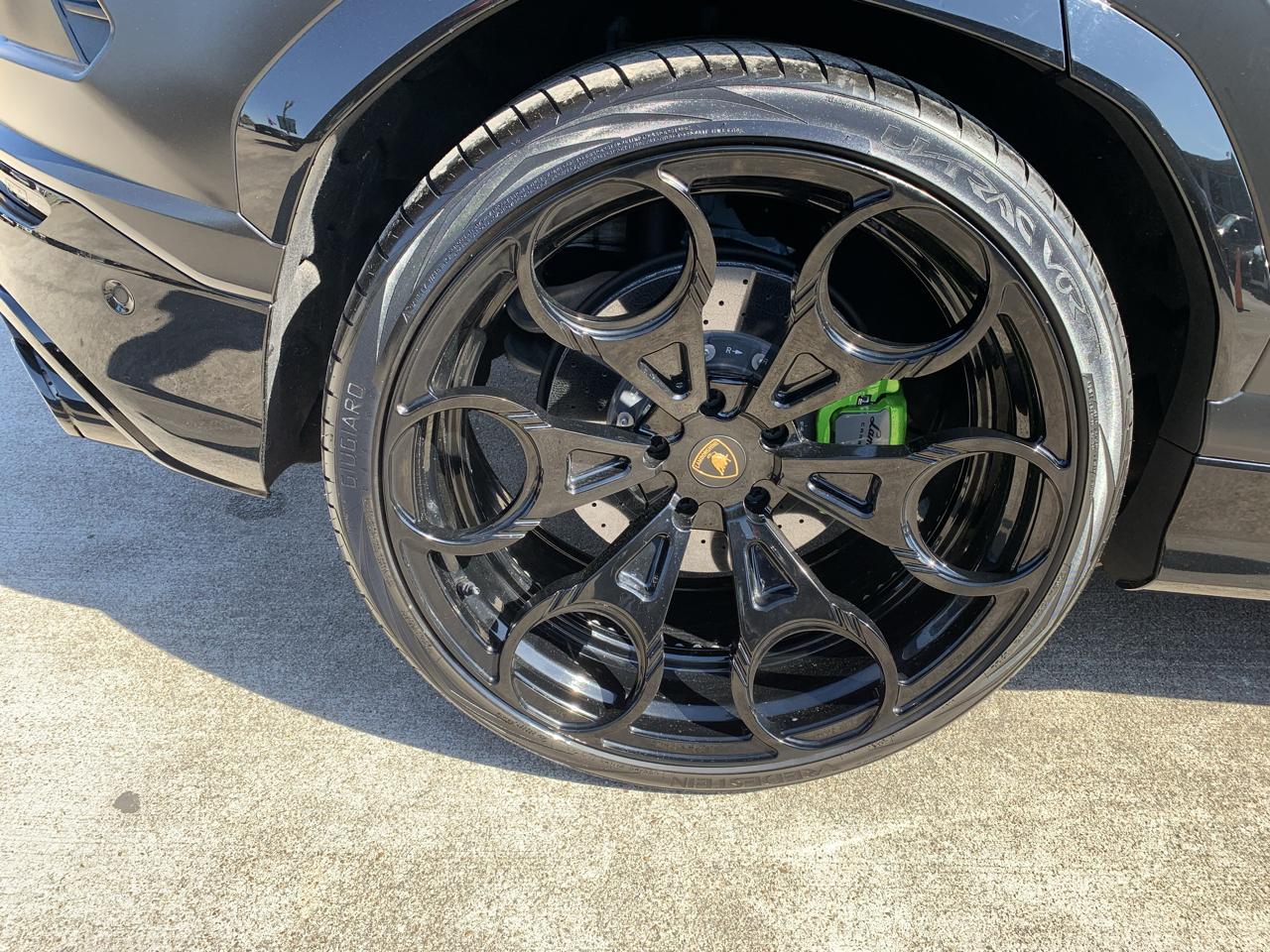 Lamborghini Urus Base 2022