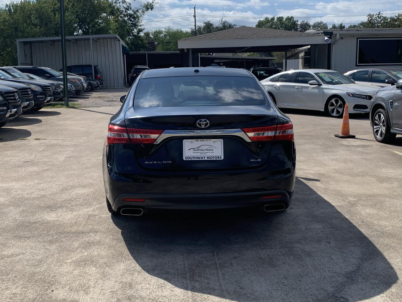 Toyota Avalon XLE 2013