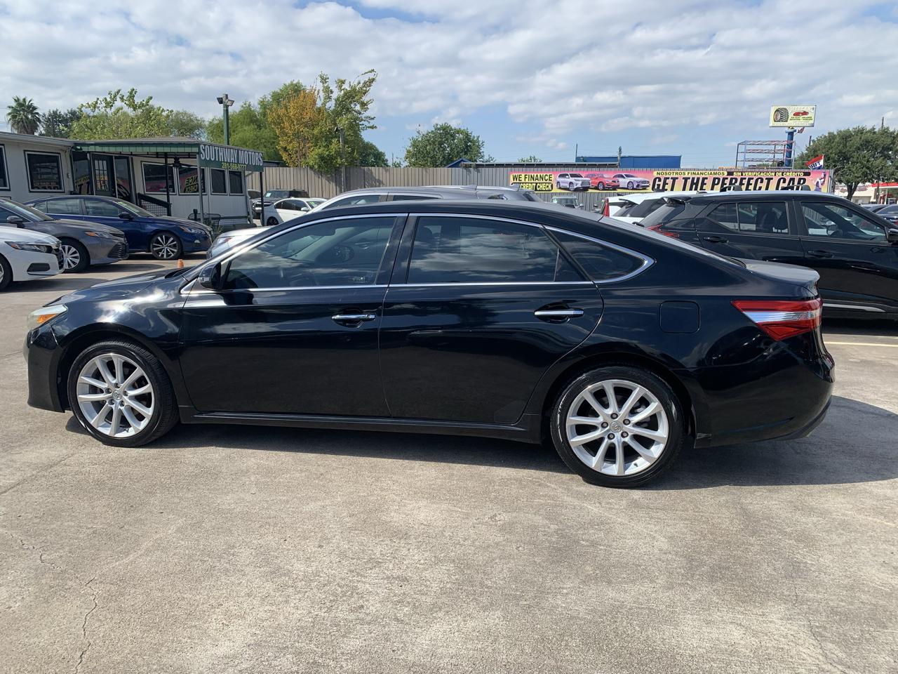 Toyota Avalon XLE 2013