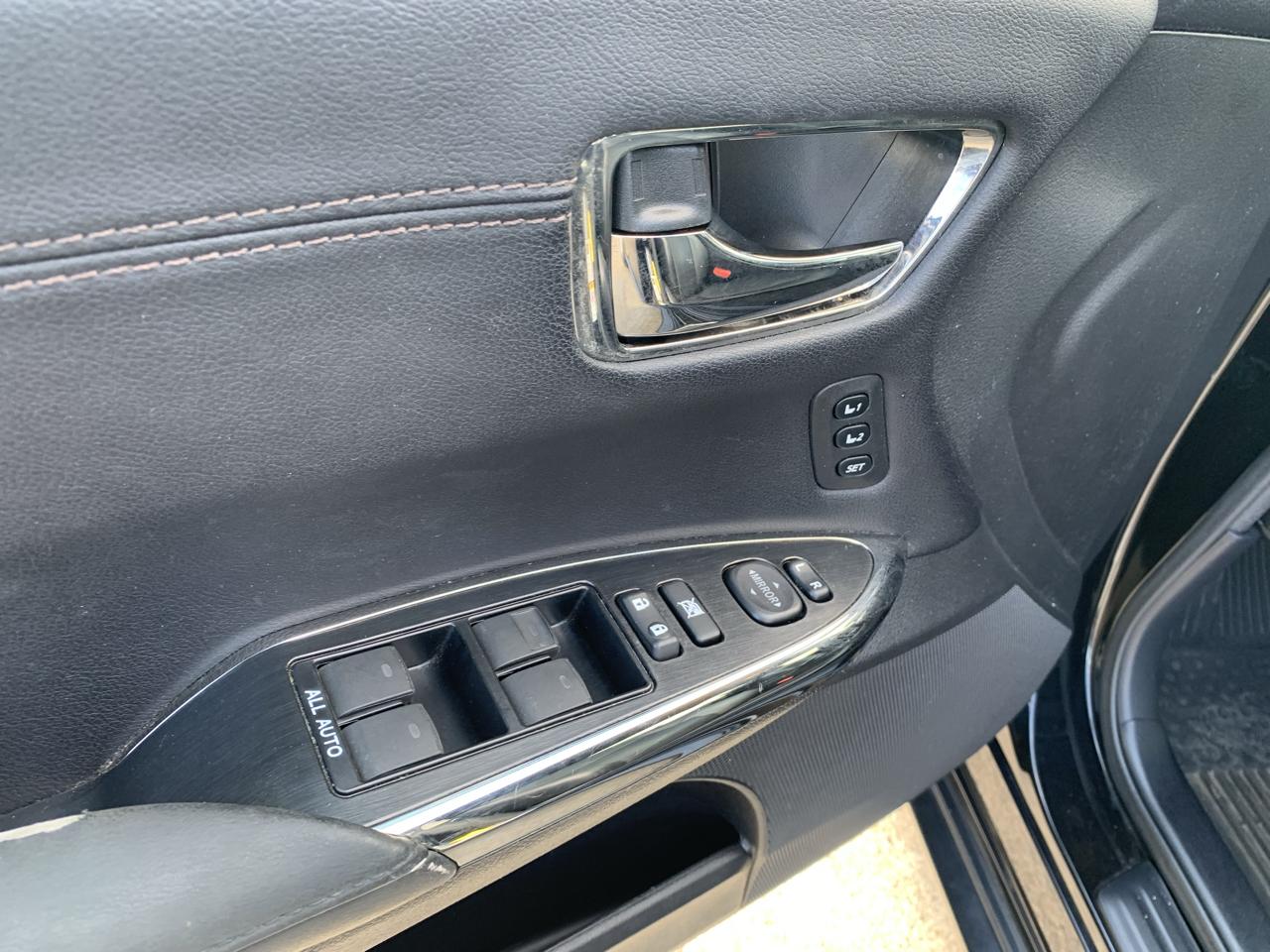 Toyota Avalon XLE 2013