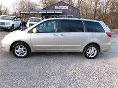2005 Toyota Sienna 