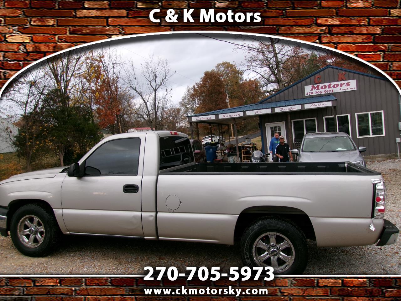 2006 Chevrolet Silverado 1500 Reg Cab 133.0" WB 2WD Work Truck