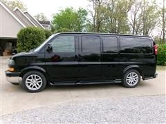 2008 GMC Savana Cargo Van 