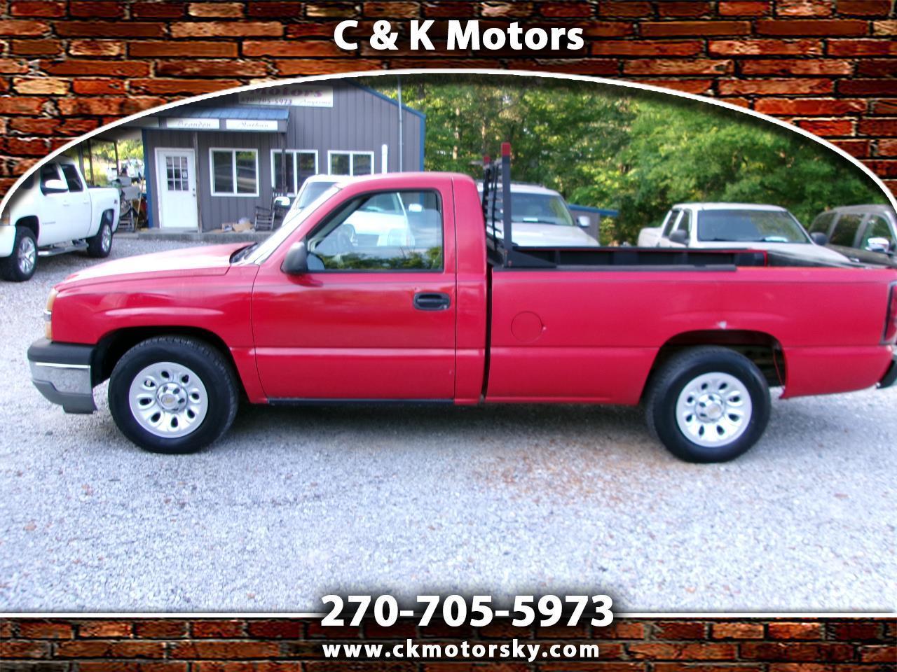 2005 Chevrolet Silverado 1500 Reg Cab 133.0" WB Work Truck