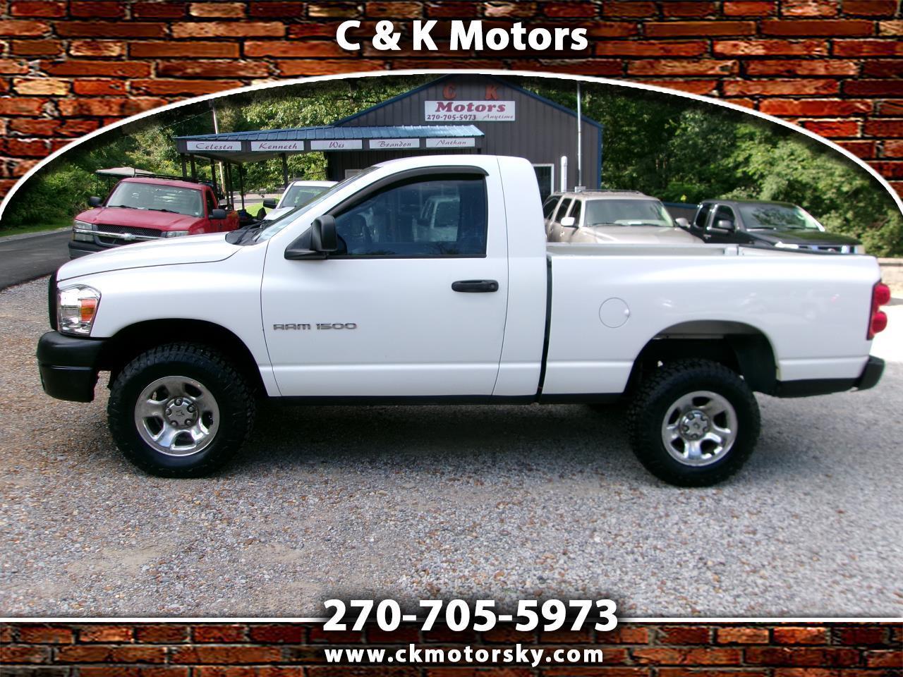 2007 Dodge Ram 1500 4WD Reg Cab 120.5" ST