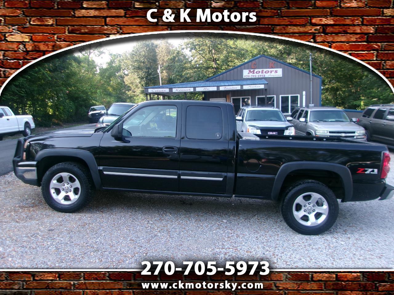 2006 Chevrolet Silverado 1500 Ext Cab 143.5" WB 4WD LT1