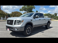 2019 Nissan Titan XD 