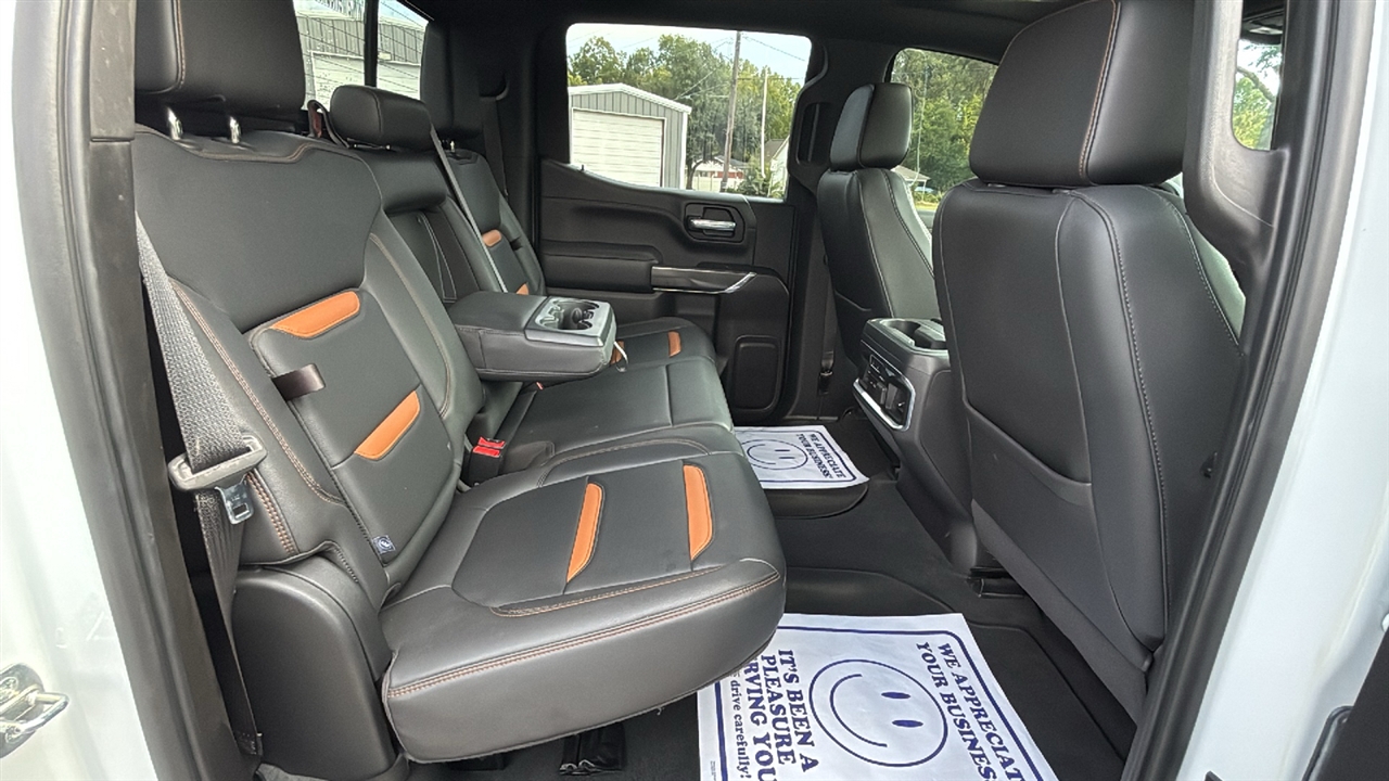 GMC Sierra 1500 AT4 Crew Cab Long Box 4WD 2021 GMC Sierra 1500 AT4 Crew Cab Long Box 4WD 2021