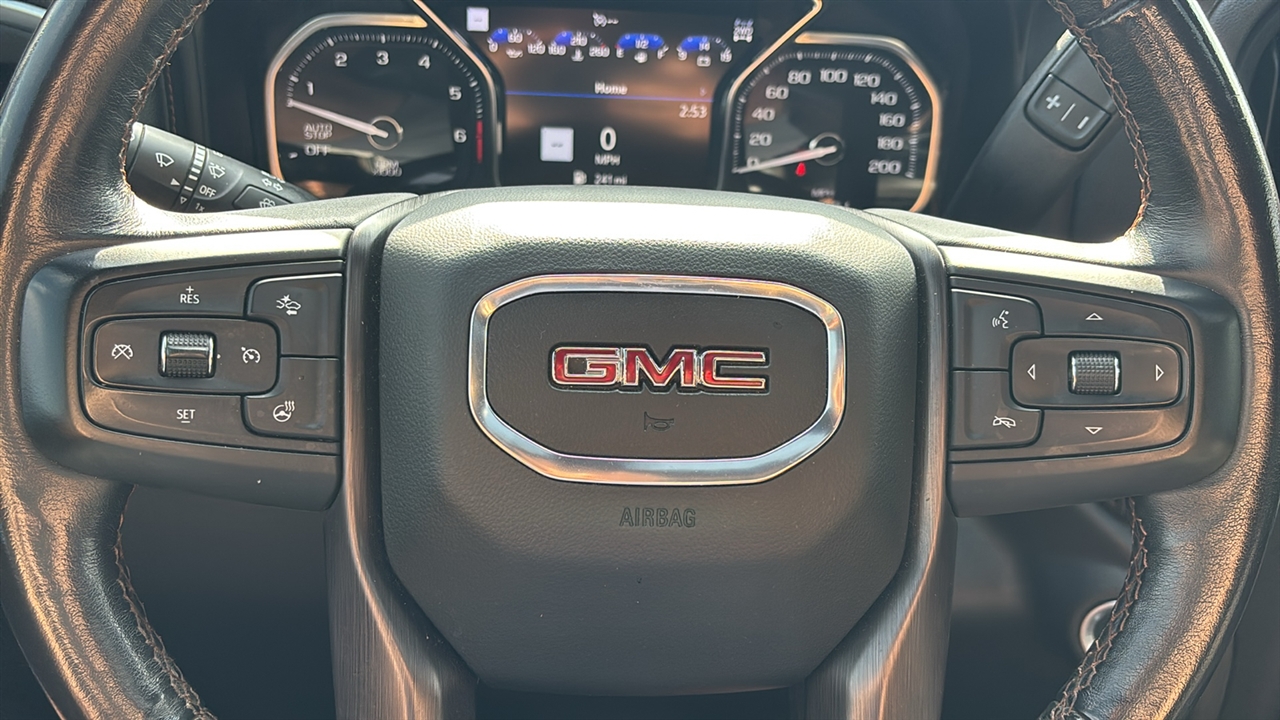 GMC Sierra 1500 AT4 Crew Cab Long Box 4WD 2021 GMC Sierra 1500 AT4 Crew Cab Long Box 4WD 2021