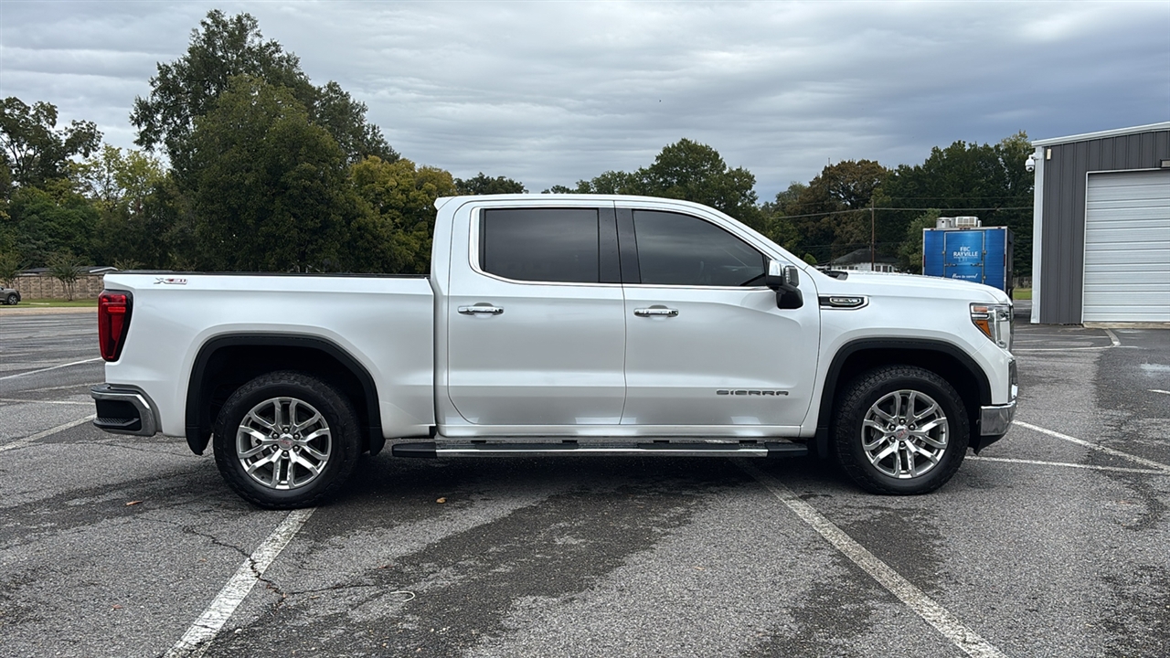 GMC Sierra 1500 SLT Crew Cab Short Box 4WD 2021 GMC Sierra 1500 SLT Crew Cab Short Box 4WD 2021
