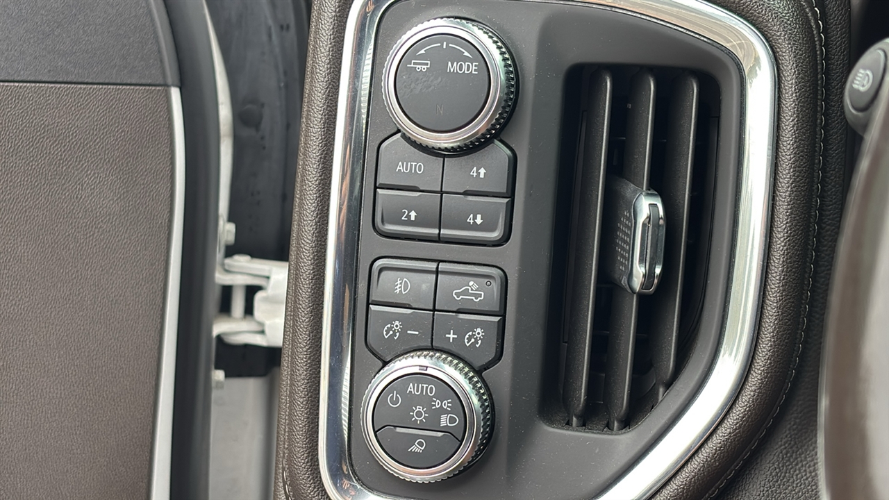 GMC Sierra 1500 SLT Crew Cab Short Box 4WD 2021 GMC Sierra 1500 SLT Crew Cab Short Box 4WD 2021