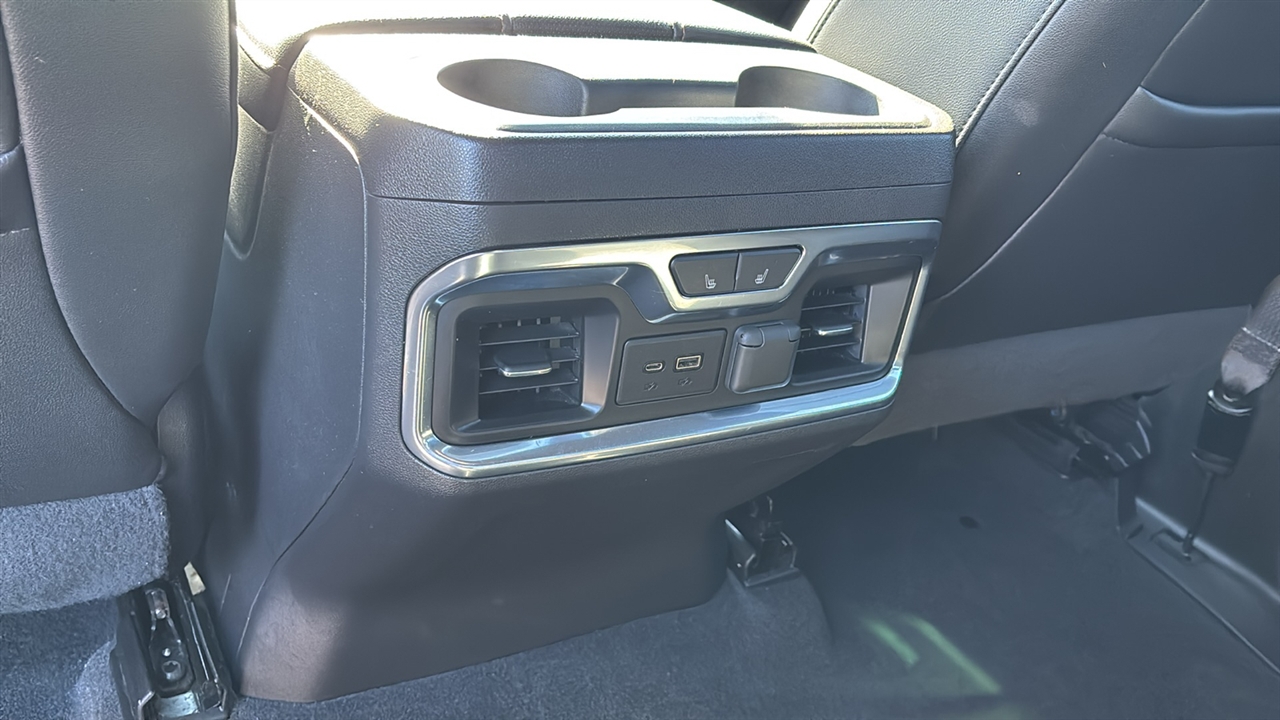 GMC Sierra 1500 AT4 Crew Cab Long Box 4WD 2020