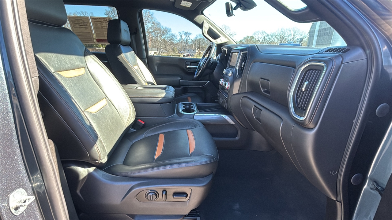 GMC Sierra 1500 AT4 Crew Cab Long Box 4WD 2020