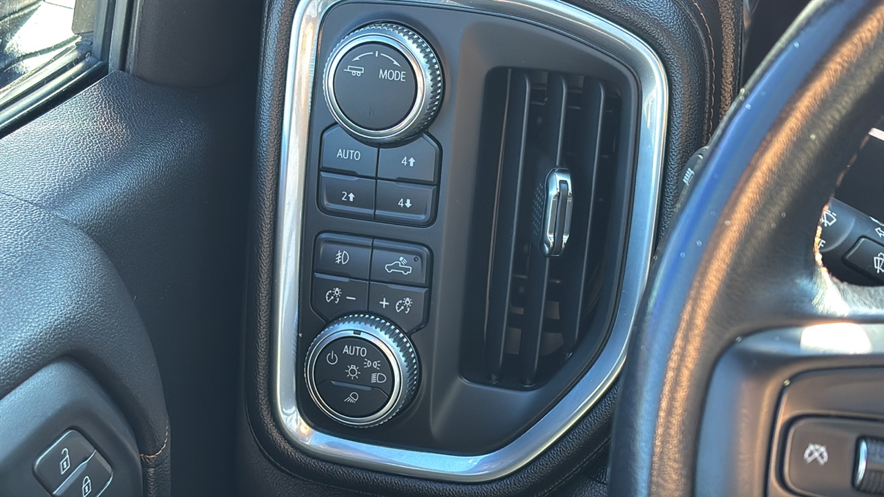 GMC Sierra 1500 AT4 Crew Cab Long Box 4WD 2020