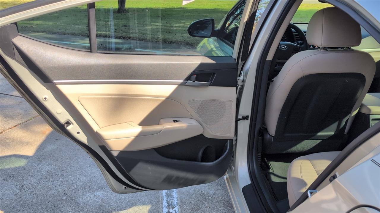 Hyundai Elantra Limited 2018