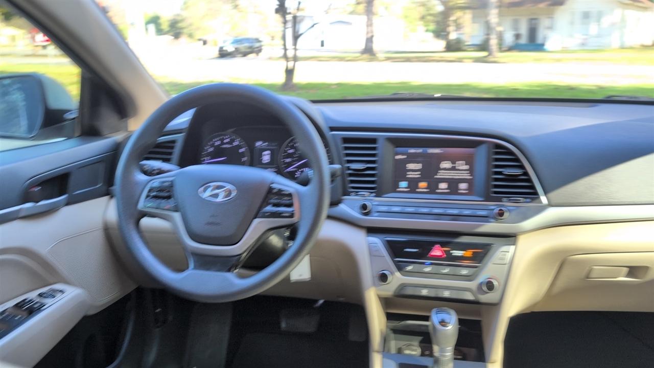 Hyundai Elantra Limited 2018