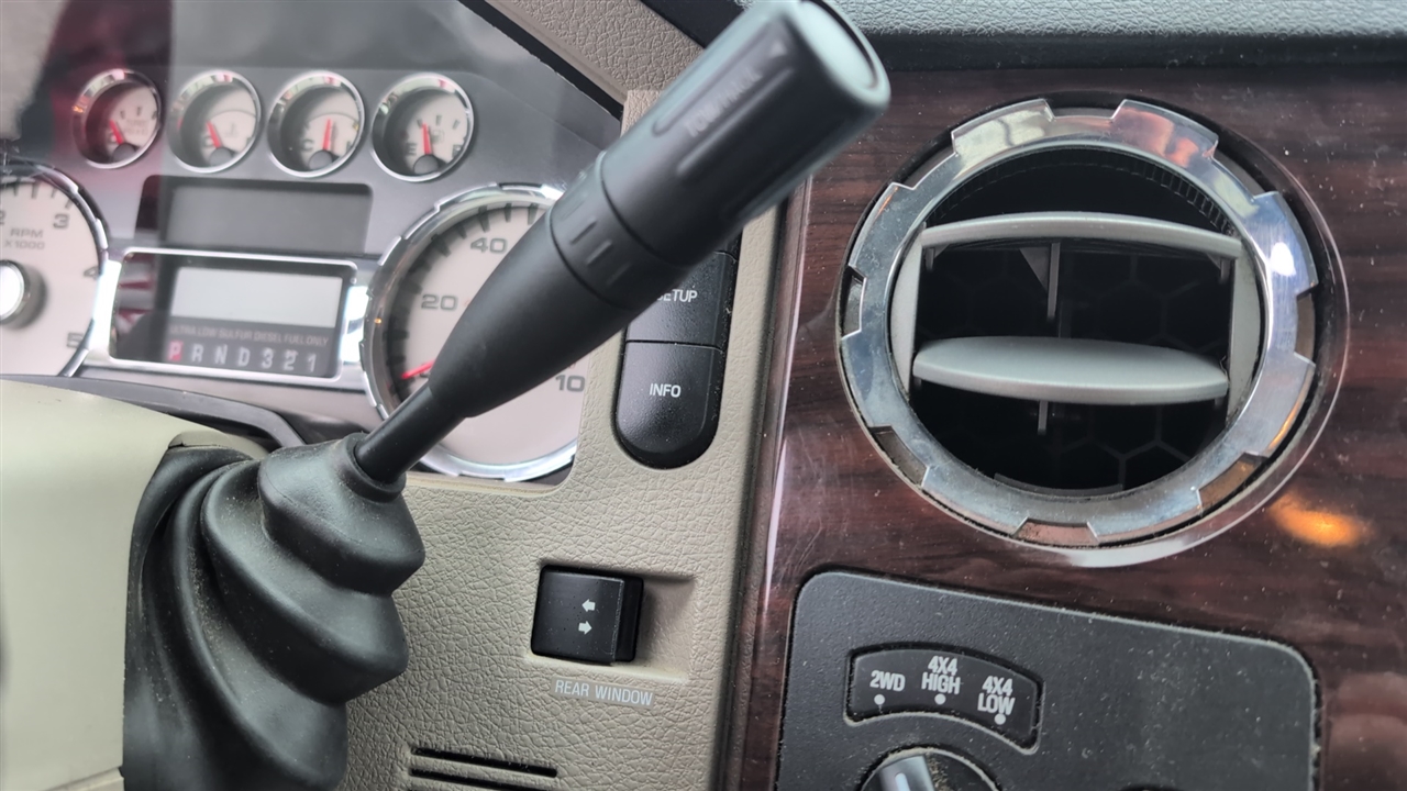 Ford F-250 SD Lariat 4WD 2008