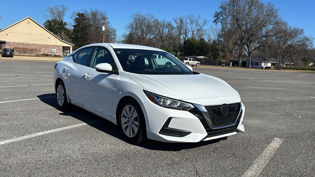 Nissan Sentra S 2020