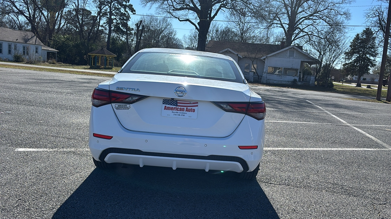 Nissan Sentra S 2020