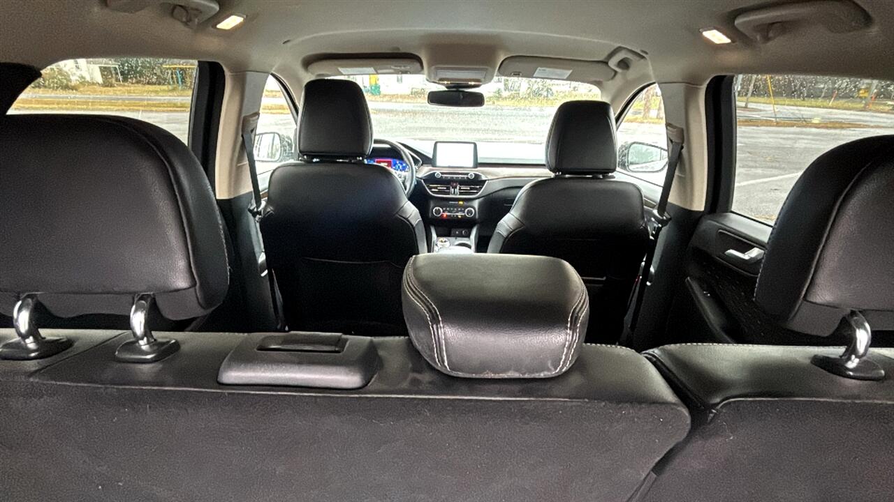 Ford Escape Hybrid Titanium AWD 2020