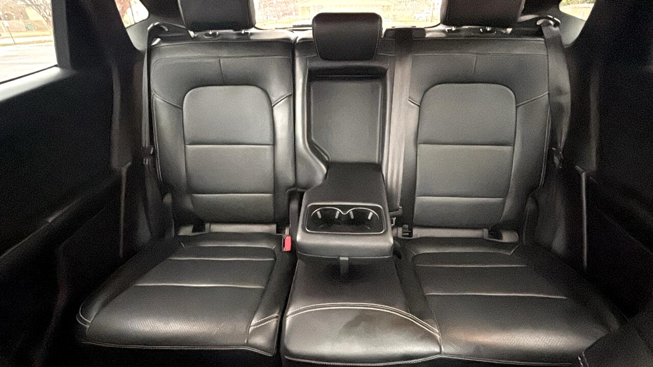 Ford Escape Hybrid Titanium AWD 2020