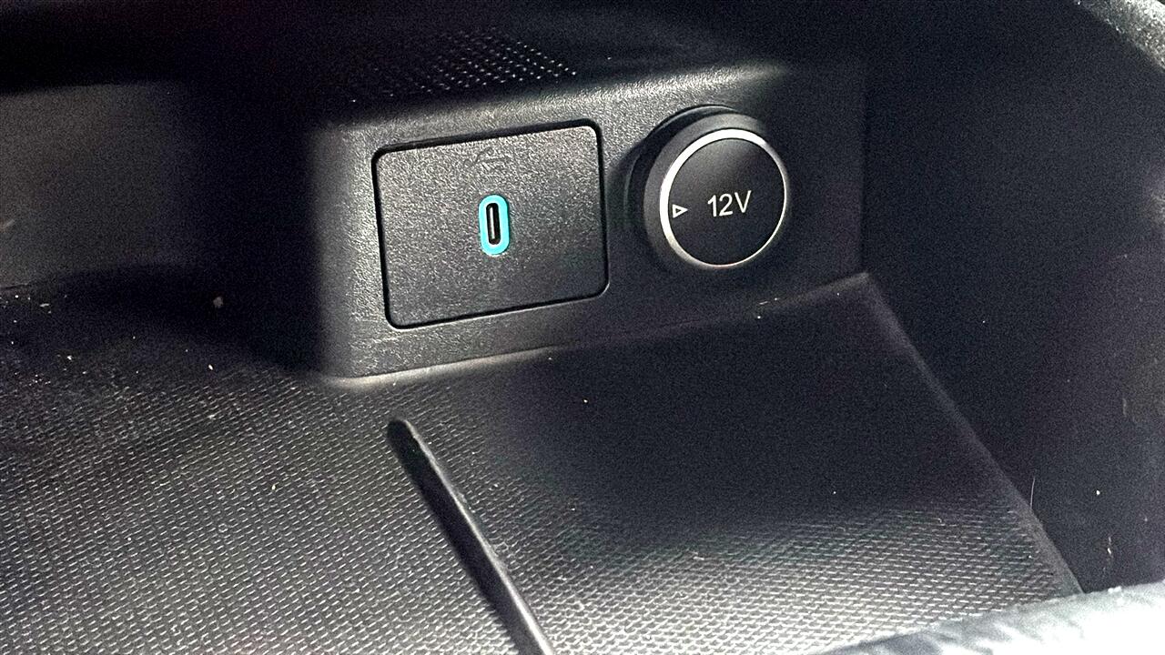 Ford Escape Hybrid Titanium AWD 2020