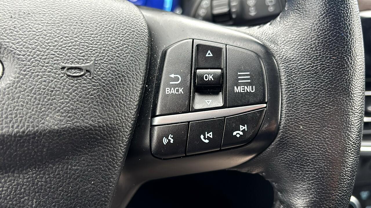 Ford Escape Hybrid Titanium AWD 2020