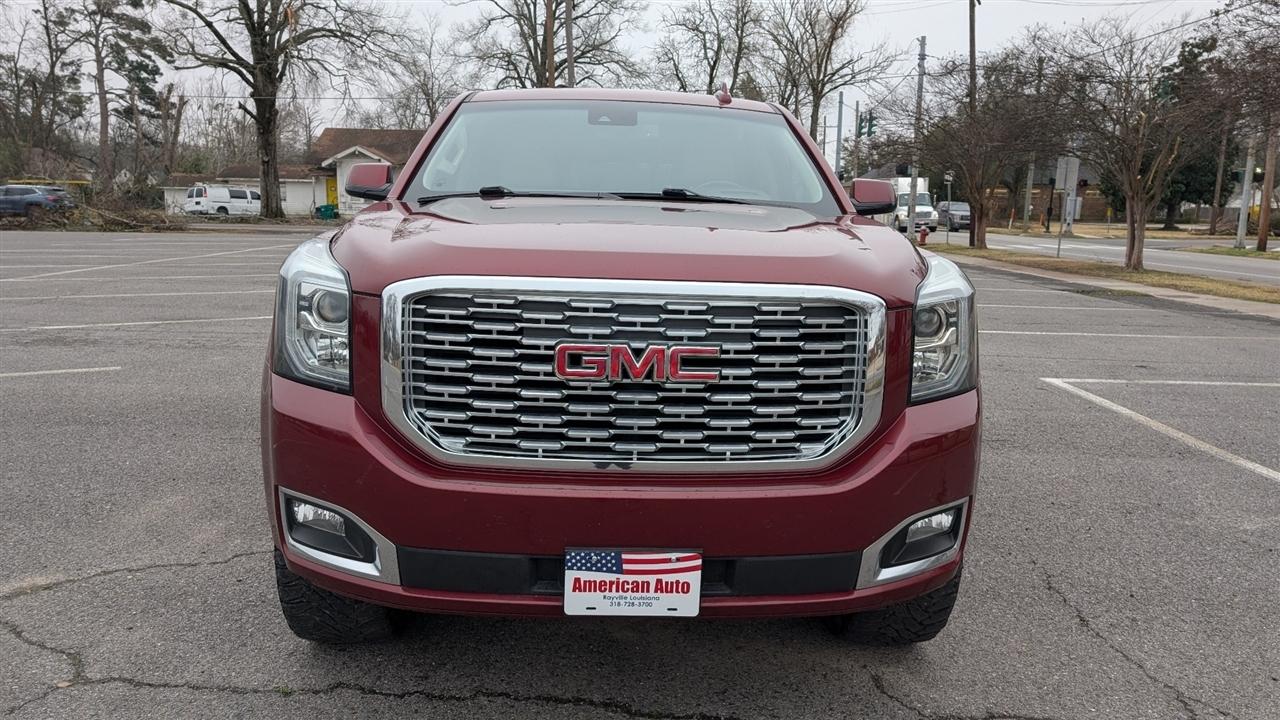 GMC Yukon Denali 4WD 2019
