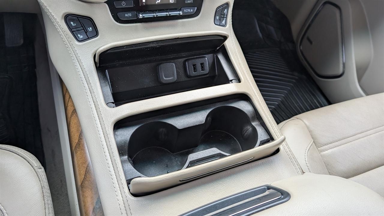 GMC Yukon Denali 4WD 2019