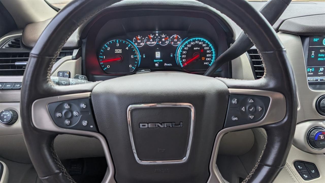 GMC Yukon Denali 4WD 2019