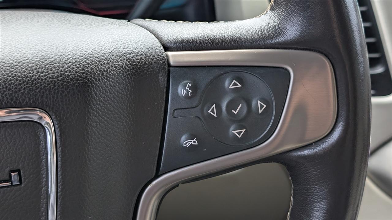 GMC Yukon Denali 4WD 2019