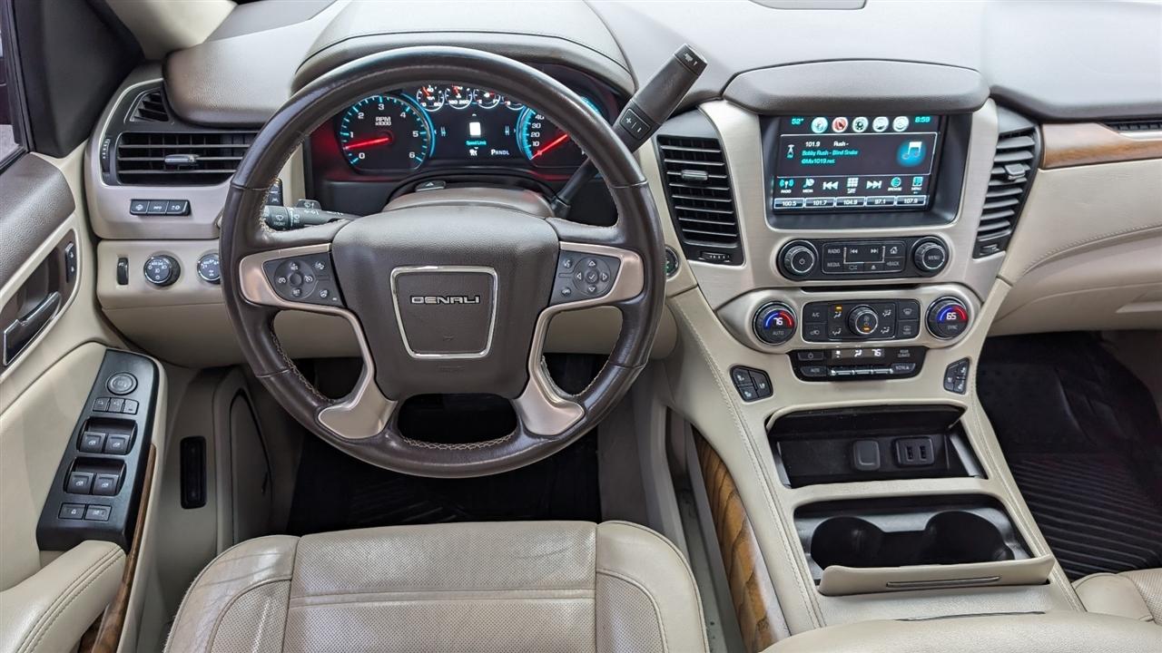 GMC Yukon Denali 4WD 2019