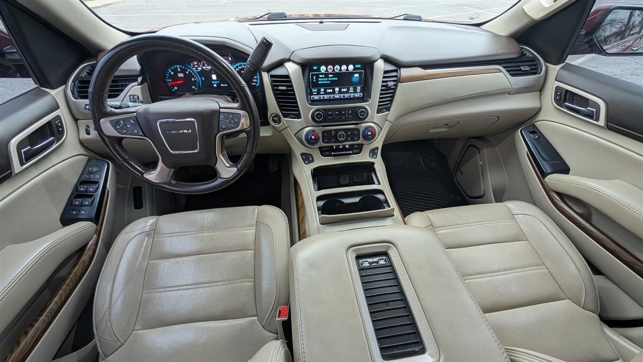 GMC Yukon Denali 4WD 2019
