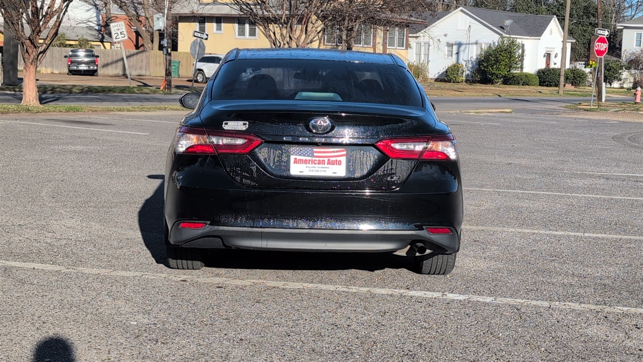 Toyota Camry LE 4D Sedan 2018