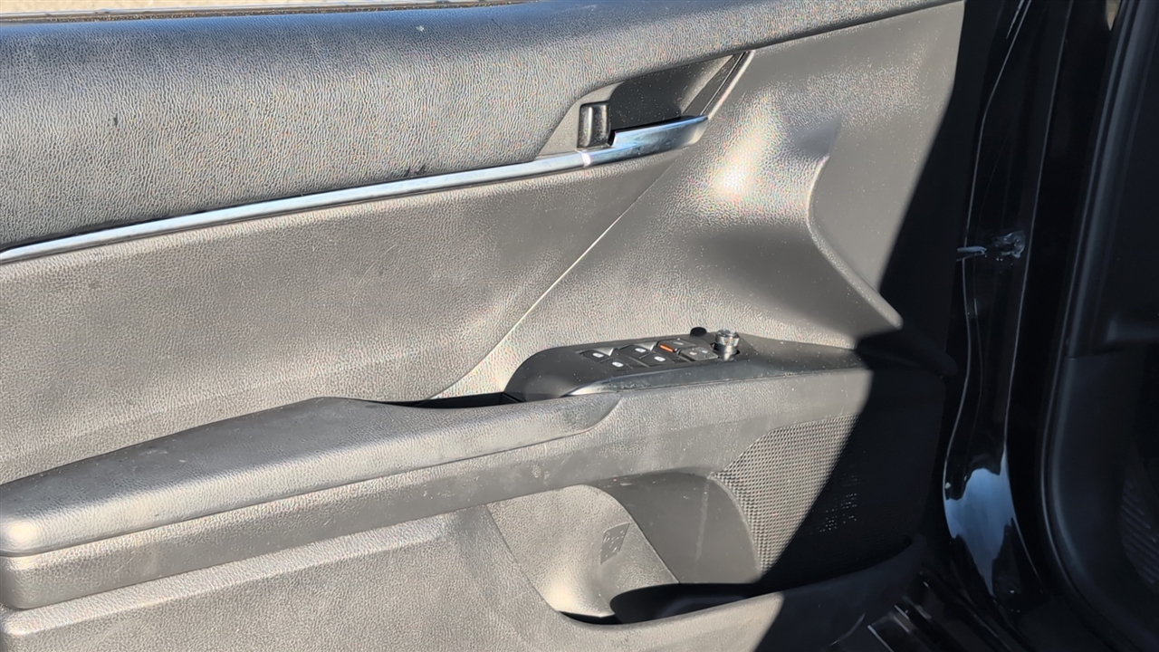 Toyota Camry LE 4D Sedan 2018