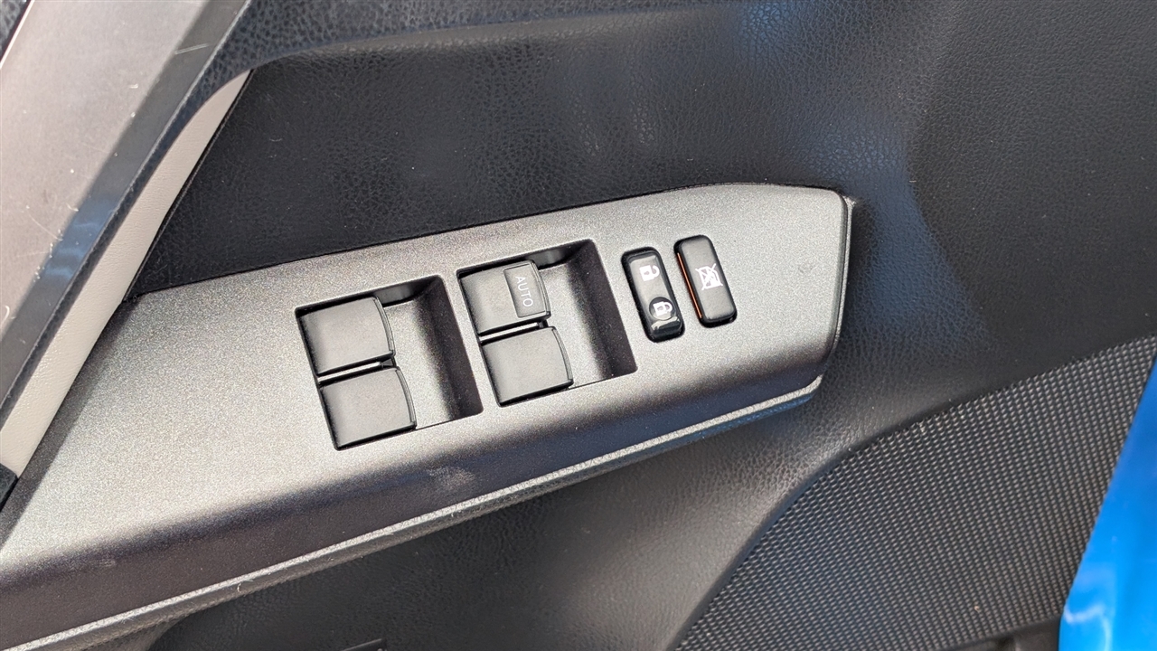 Toyota RAV4 XLE FWD 2018