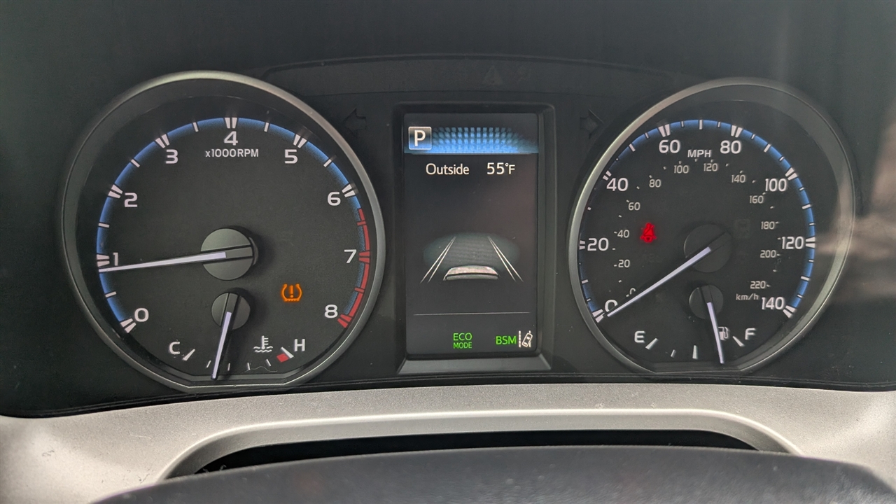 Toyota RAV4 XLE FWD 2018