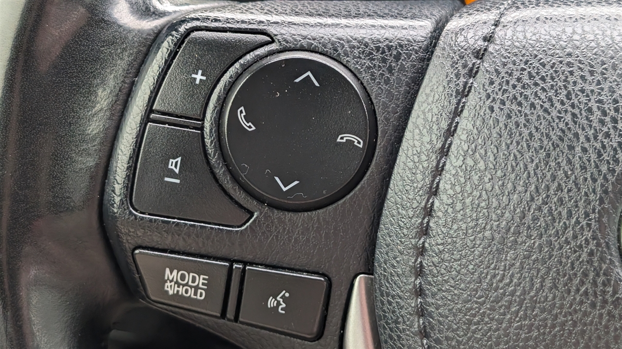 Toyota RAV4 XLE FWD 2018